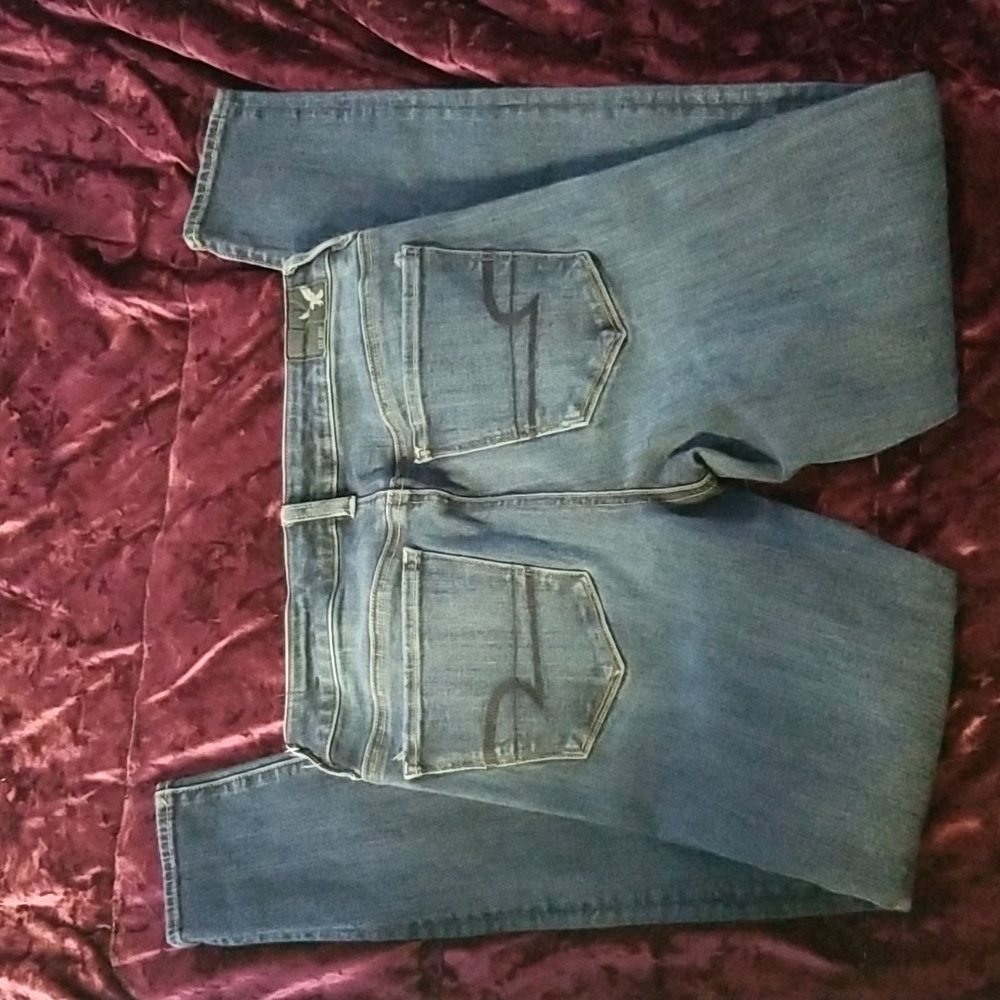 Women’s (4L) American Eagle Hi-Rise Jeggings - Picture 3 of 6